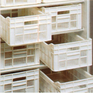 Kit composé de 12 casiers polyéthylène 500x300xh175 mm